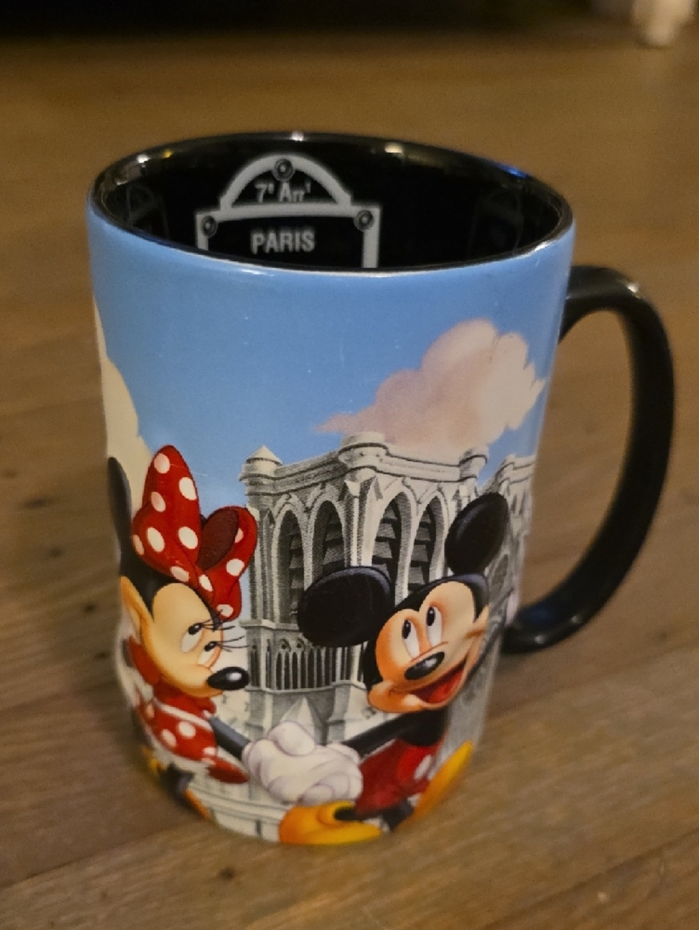Disneyland Paris 3D- Pluto, Mickey Mouse, Minnie Mouse Epcot Mug - Eiffel Tower